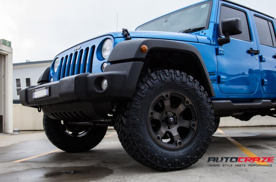 JEEP WRANGLER BEAST BLACK MACHINED WITH DARK TINT 4